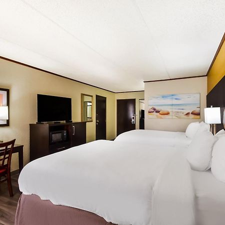 Clarion Pointe Lake Jackson - Clute Экстерьер фото