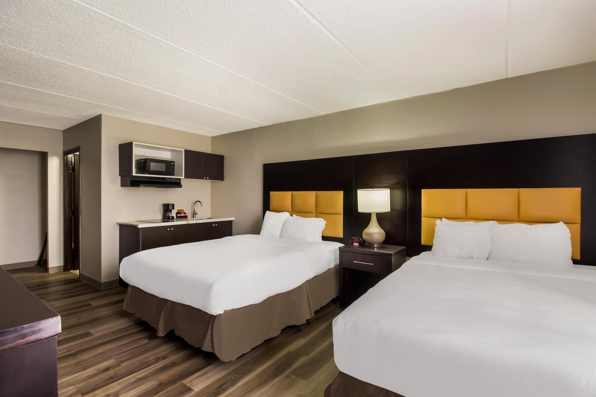 Clarion Pointe Lake Jackson - Clute Экстерьер фото